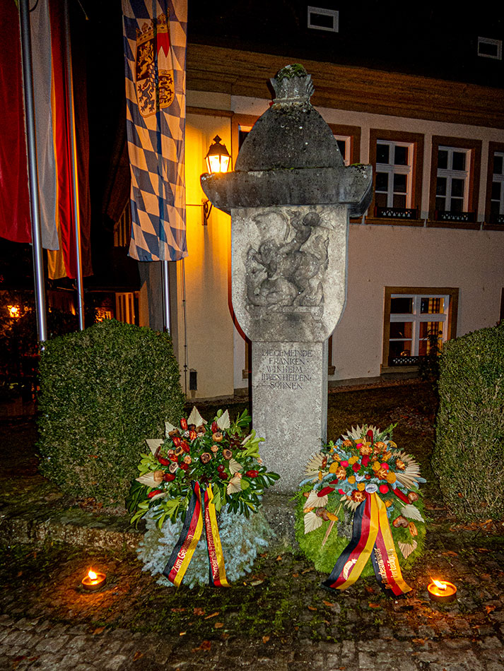 Volkstrauertag_15112025_03