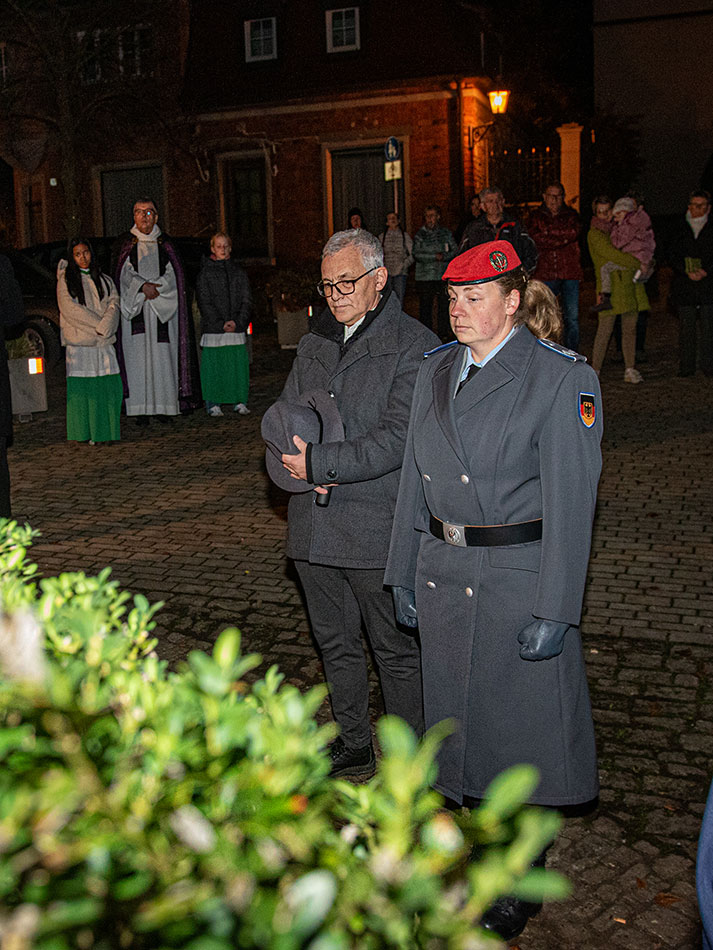 Volkstrauertag_15112025_12