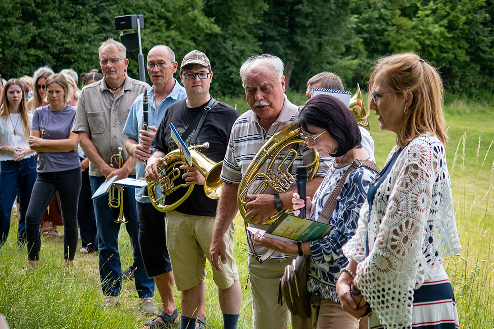 Wallfahrt-14H_04-050726_14