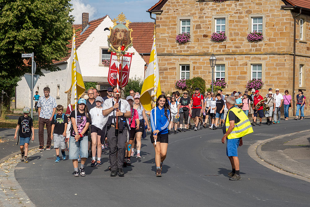 Wallfahrt-14H_04-050726_42